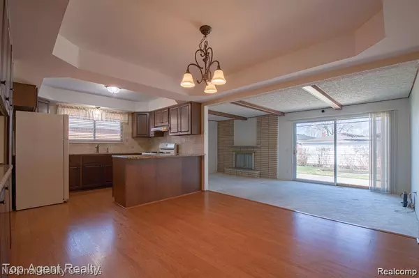 Warren, MI 48088,14159 Ivanhoe Drive