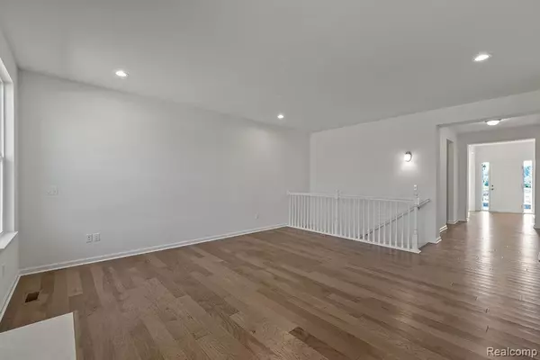 South Lyon, MI 48178,26605 Triple Crown Court