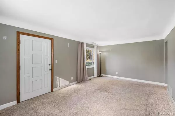 Genesee Twp, MI 48506,5474 Country Lane