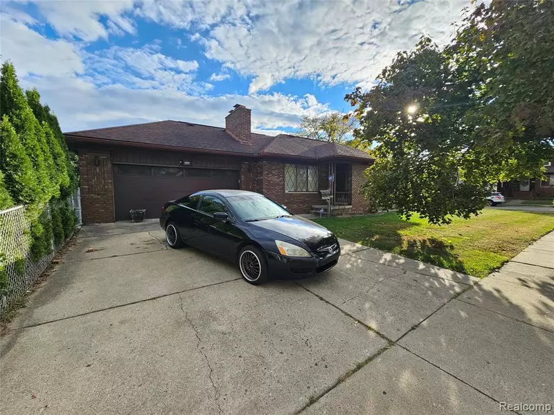 13137 Ruby Street, Dearborn, MI 48126