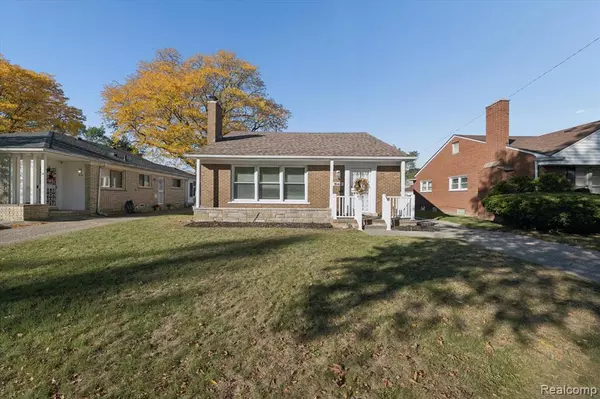 18441 Warrington Drive, Detroit, MI 48221