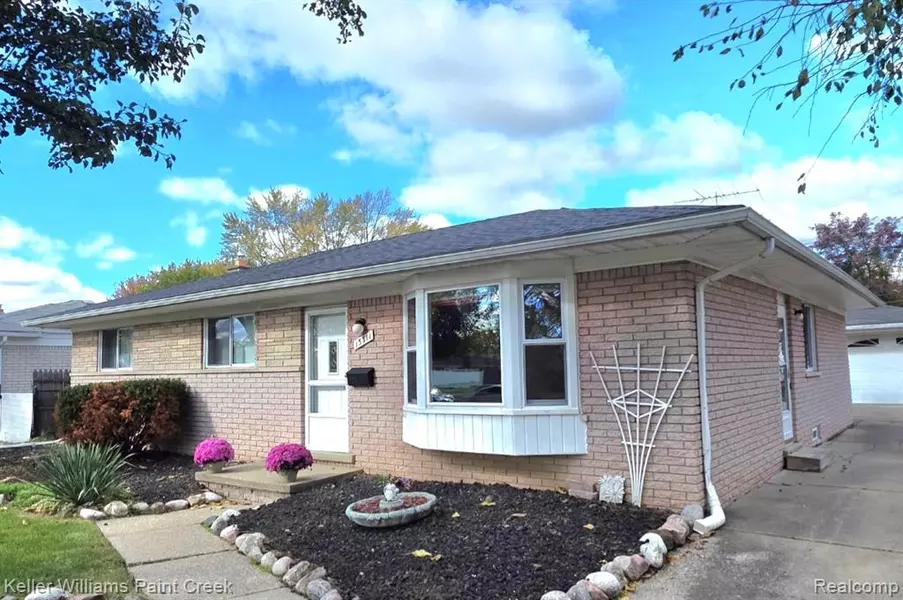 13311 PICADILLY, Macomb Twp, MI 48312