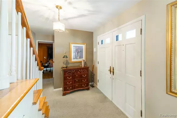 Grosse Ile Twp, MI 48138,20633 Canal Drive