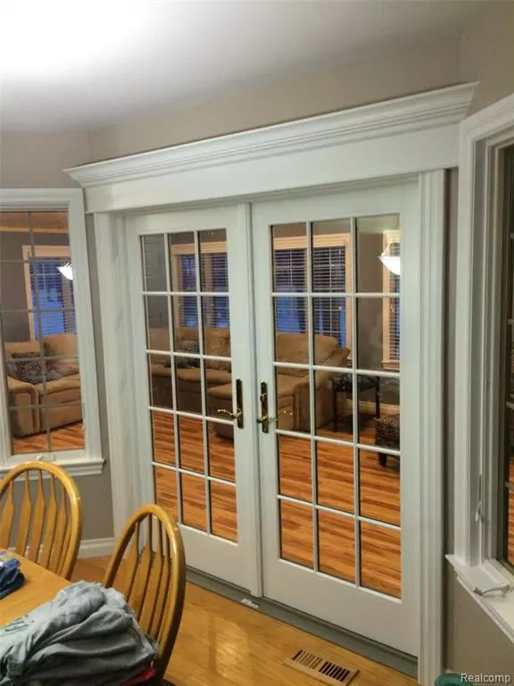 Flushing, MI 48433,2295 Flagstone Drive