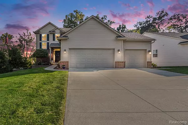 White Lake Twp, MI 48386,8023 Ivy Glen Park