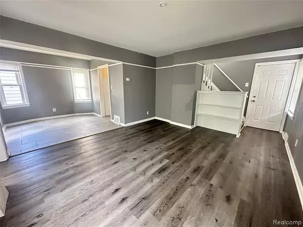 Detroit, MI 48228,7795 Penrod Street