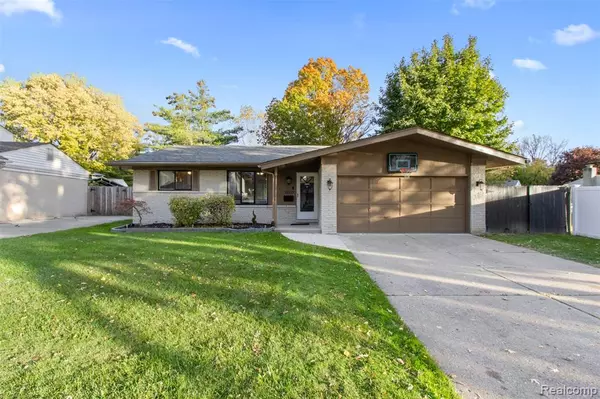 25737 Rusty Street SE, Taylor, MI 48180