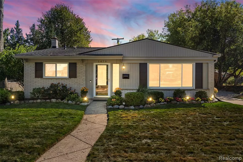 Rochester Hills, MI 48307,1479 N Pine Street