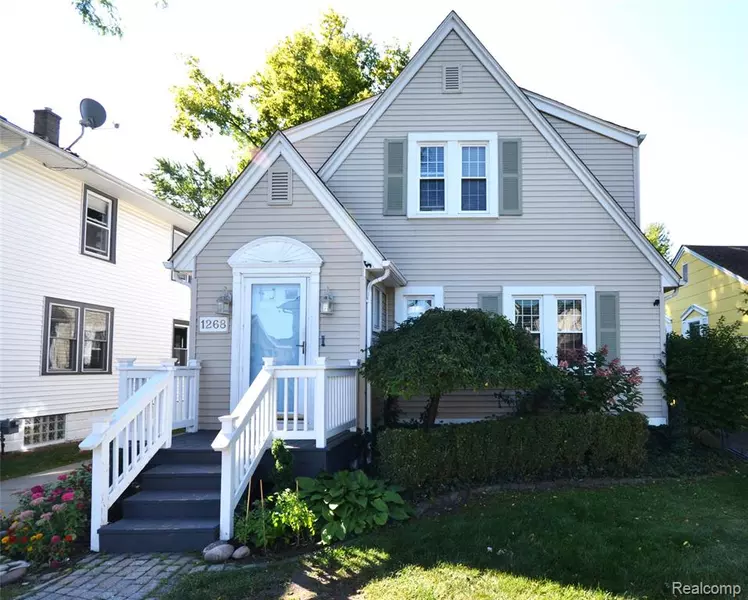 1268 Davis Avenue, Birmingham, MI 48009