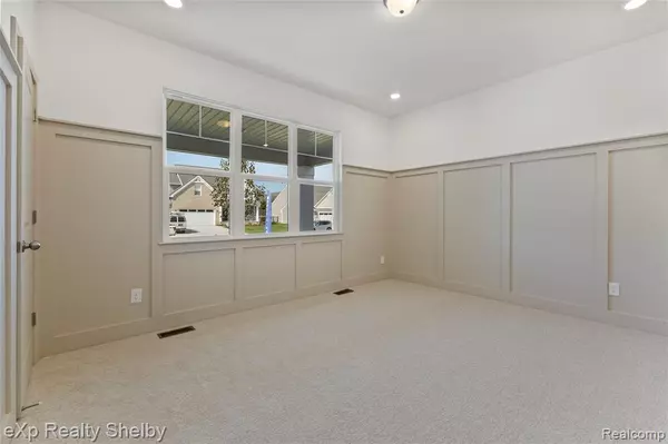 Macomb Twp, MI 48042,52180 Wellington Valley Drive