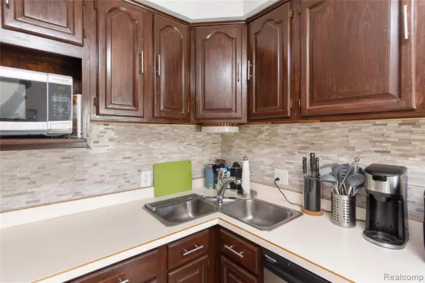 Garden City, MI 48135,28730 Bridge Street