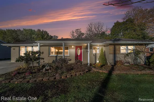 6295 N Beck Road, Canton Twp, MI 48187