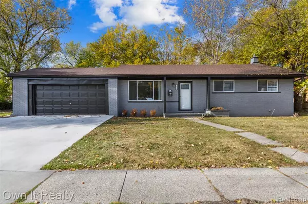 24701 Scotia Road, Oak Park, MI 48237