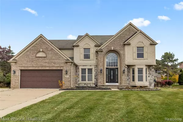 5366 Midchester Court, West Bloomfield Twp, MI 48324