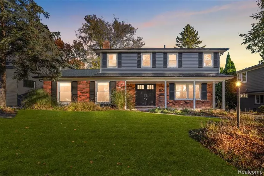 1462 Fairway Drive, Birmingham, MI 48009