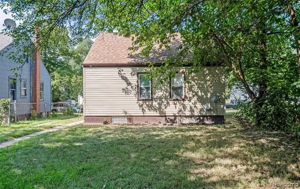 Detroit, MI 48219,20034 Rosemont Avenue