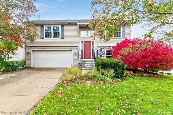 Hartland Twp, MI 48843,1651 Newgate Lane