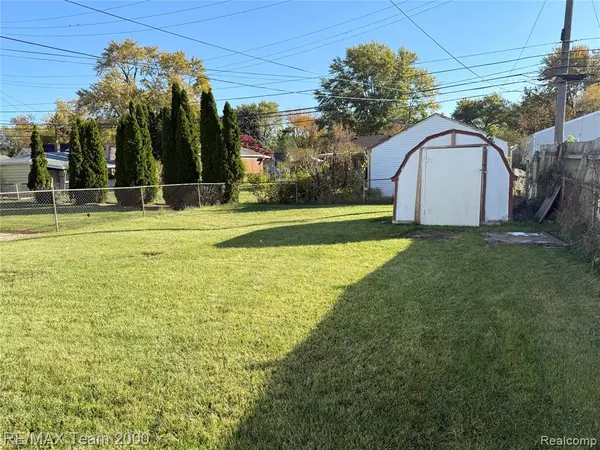 Dearborn Heights, MI 48125,4665 Syracuse Street