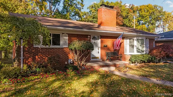 Livonia, MI 48150,33632 Cindy Street