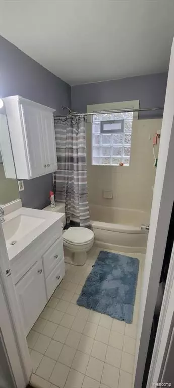 West Bloomfield Twp, MI 48324,1644 Marylestone Drive