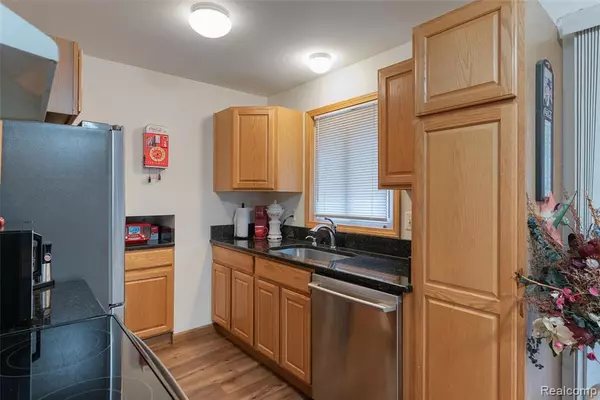 West Bloomfield Twp, MI 48323,4245 Bunker Avenue