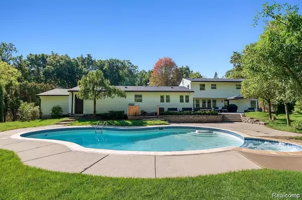 Bloomfield Hills, MI 48302,4535 Grindley Court