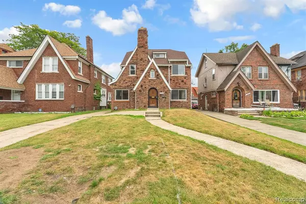 Detroit, MI 48221,17190 Santa Barbara Drive