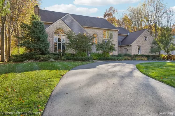 8573 Elkrun Drive, Independence Twp, MI 48348