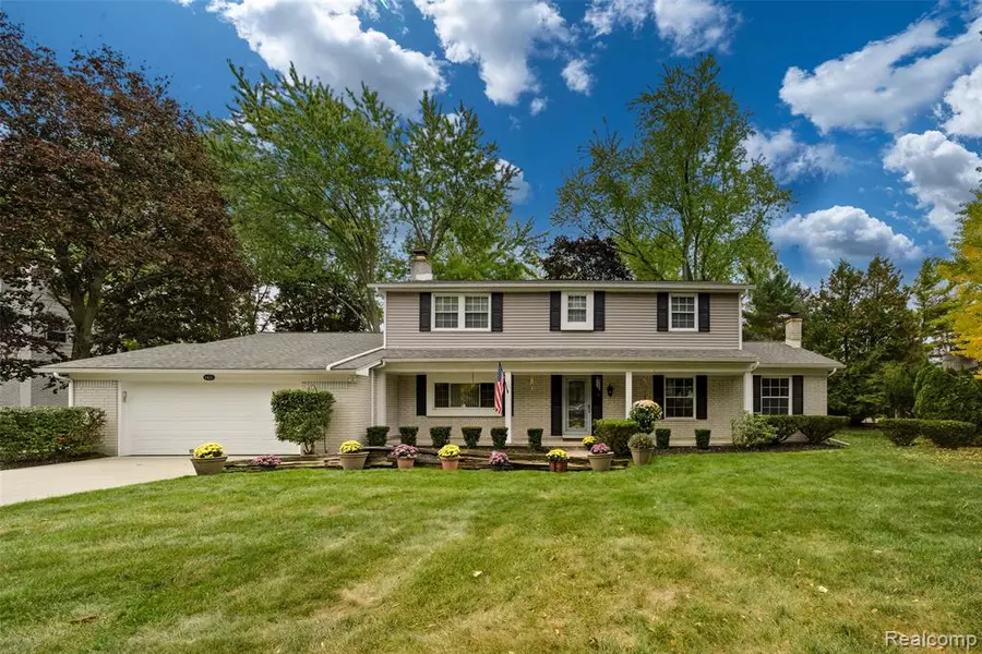 4435 Westover Drive, West Bloomfield Twp, MI 48323