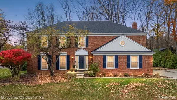 Bingham Farms Vlg, MI 48025,31301 Coachlight Lane