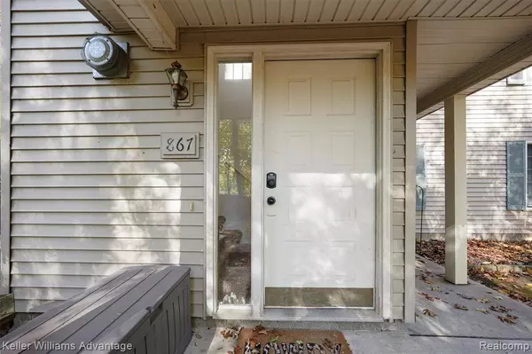 Waterford Twp, MI 48327,867 Saybrook Drive