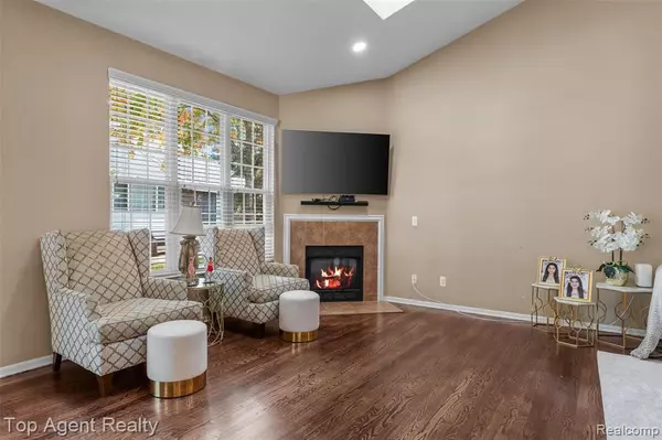 Sterling Heights, MI 48314,44258 Constellation Drive