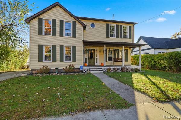 1086 N Saginaw Street, Lapeer, MI 48446