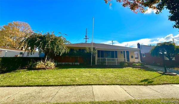 114 Lyons Drive, Troy, MI 48083