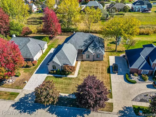 47368 Dove Court, Shelby Twp, MI 48315