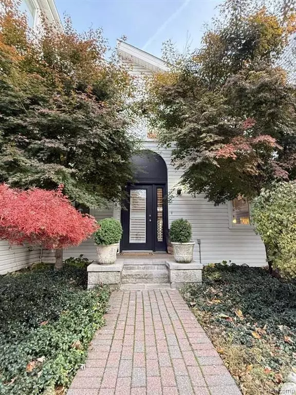 644 East Street, Northville, MI 48167