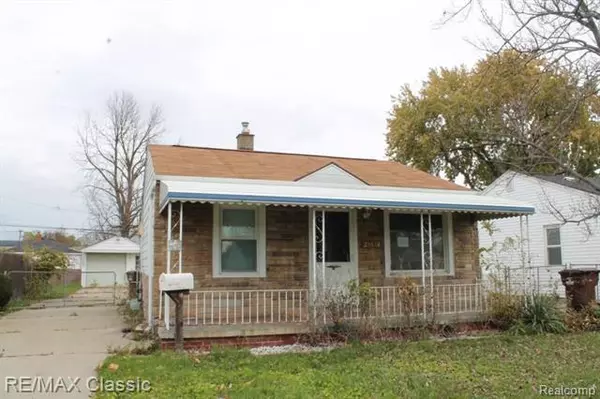 28674 KRAUTER ST, Garden City, MI 48135