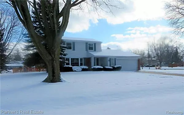 5063 Coldspring LN, West Bloomfield Twp, MI 48322