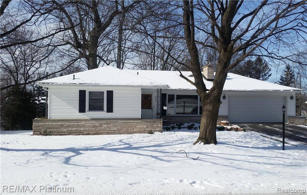 442 GATEWAY, Waterford Twp, MI 48328
