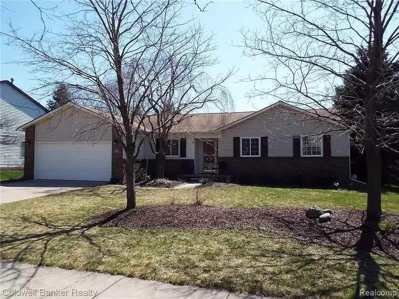 24649 Simmons, Novi, MI 48374