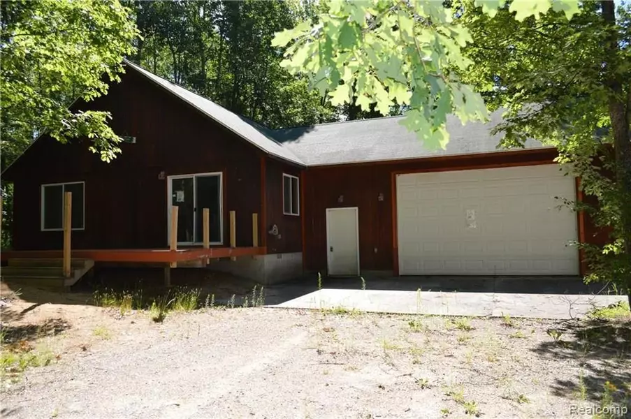 3165 School RD, Markey Twp, MI 48653