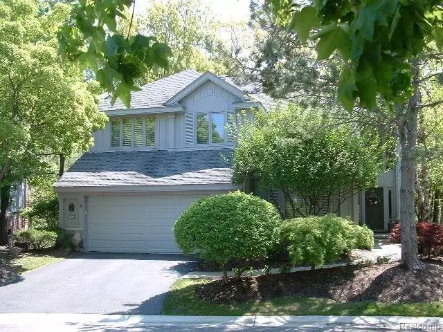 West Bloomfield Twp, MI 48323,4944 Fairway Ridge S