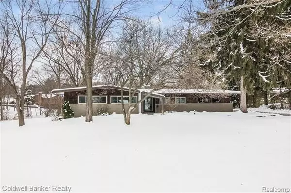 45085 MAYO CRT, Northville, MI 48167