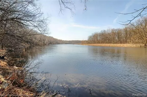 3489 DALEVIEW DR, Scio Twp, MI 48105