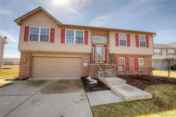 39197 CLOCKTOWER DR, Romulus, MI 48174