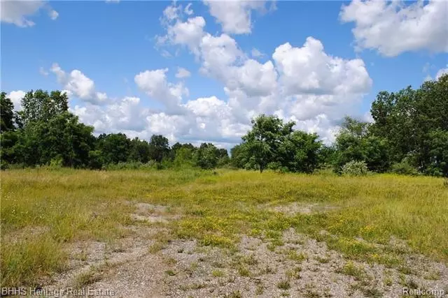 V/L E HIGHLAND, Oceola Twp, MI 48843