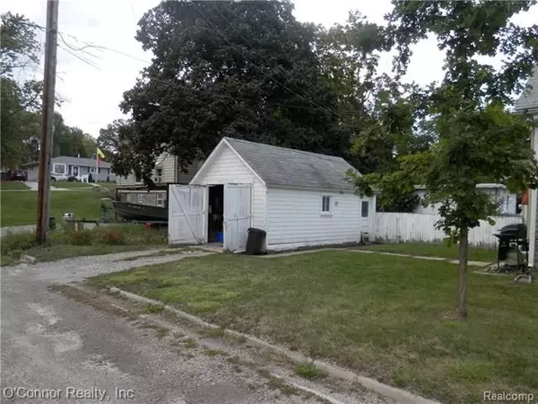 St. Clair, MI 48079,614 S 8TH ST