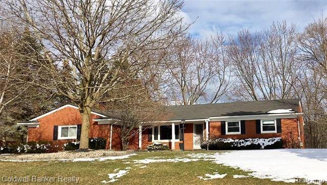 6634 FREDMOOR DR, Troy, MI 48098