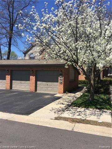 912 RIDGE CRT, Brighton, MI 48116