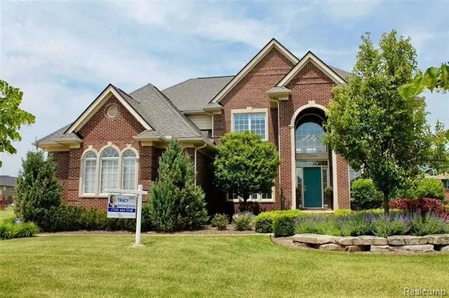 Northville, MI 48167,51966 Curtis CRT